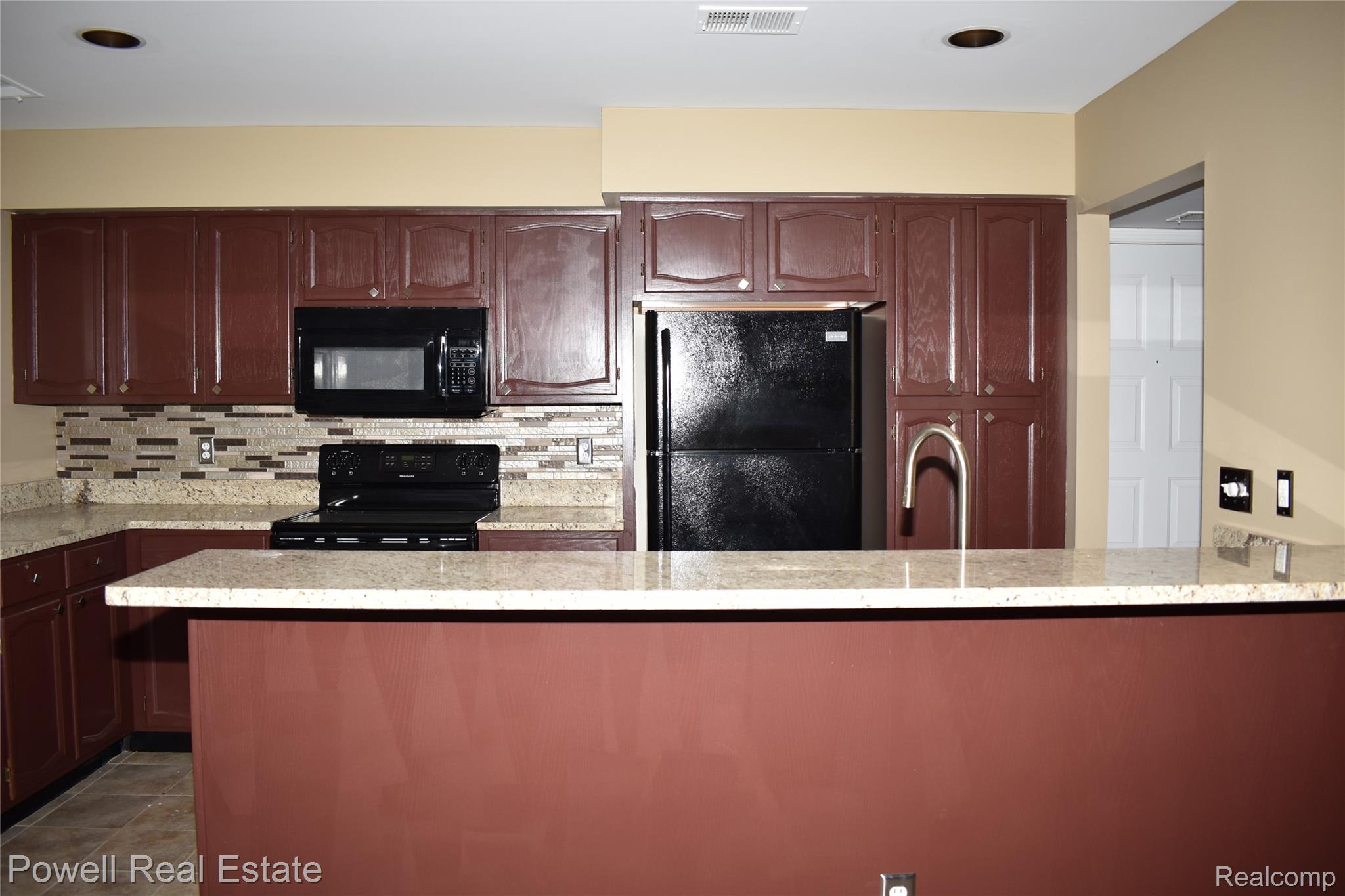 21054 Boulder Circle