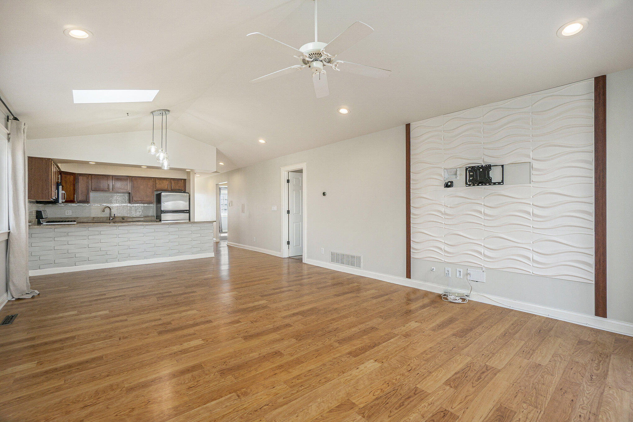 Portage City, Michigan 49024, United States, 3 Bedrooms Bedrooms, ,3 BathroomsBathrooms,Residential,Active,224201