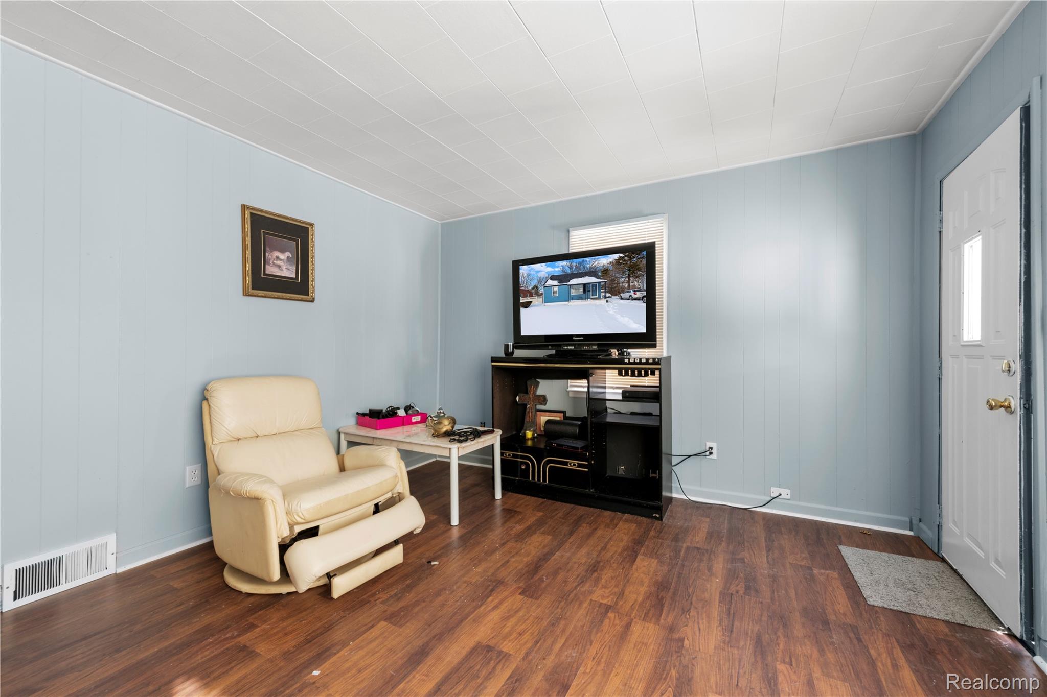 3471 Los Angeles Avenue