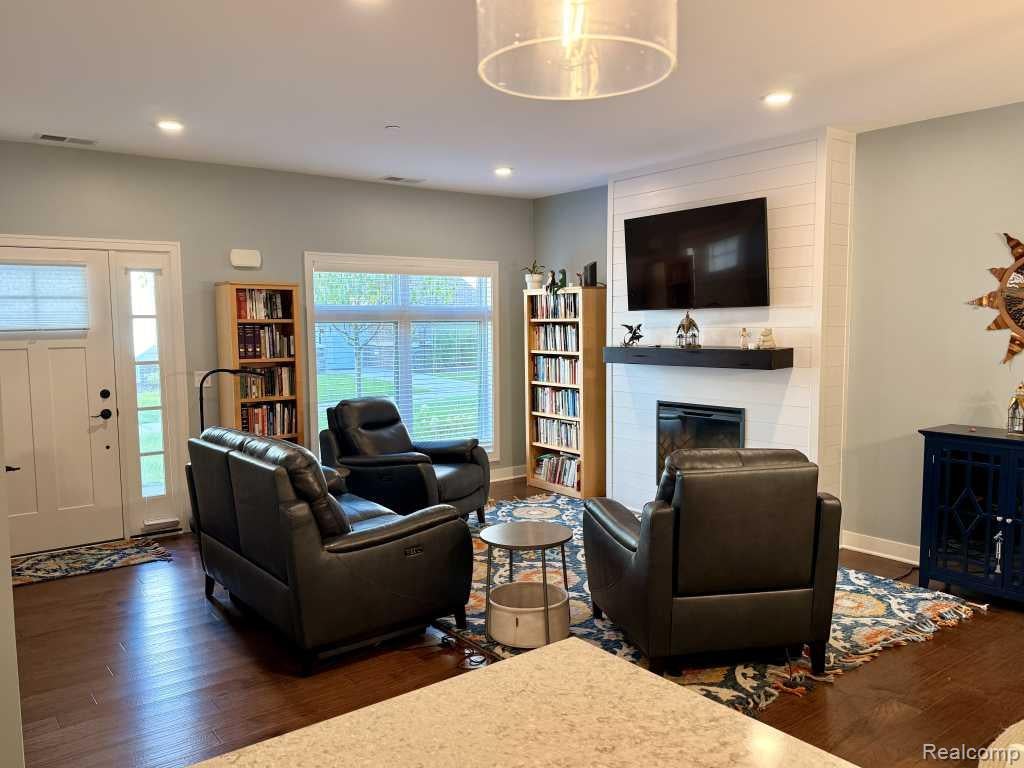 606 Boardwalk Lane