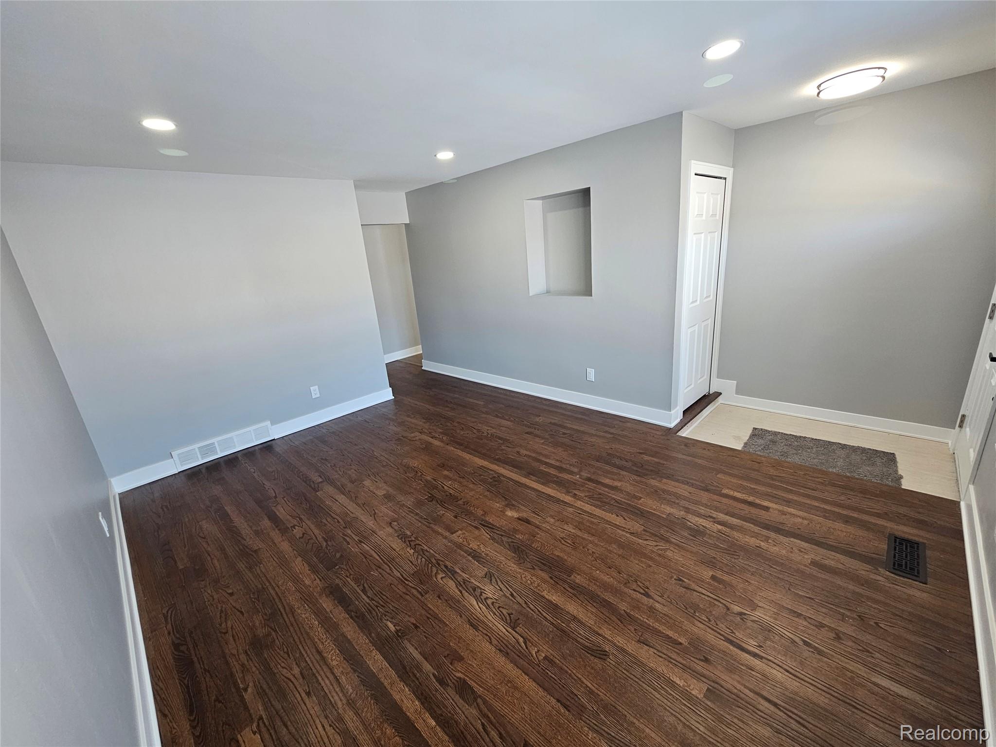 26112 Cunningham Drive