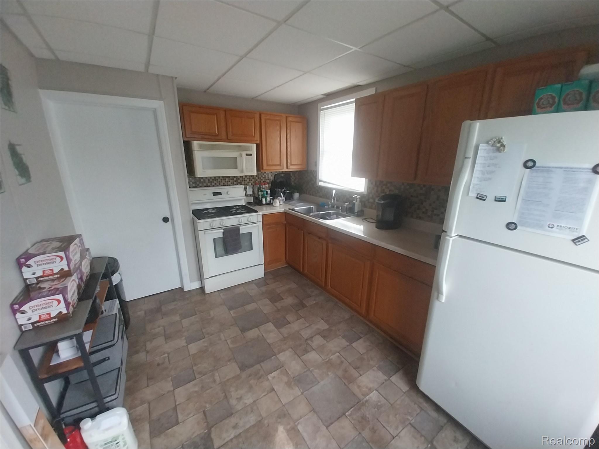 16010 Wilson Avenue