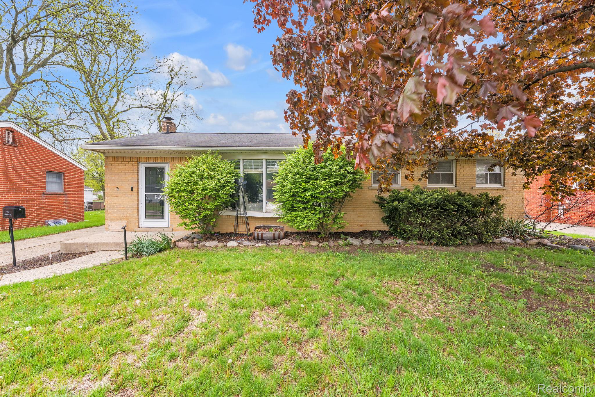 37022 Pinewood Road