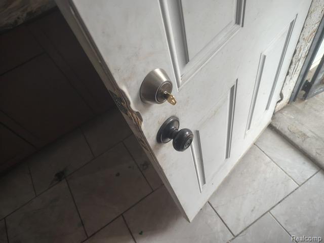 1553 W Boston Boulevard