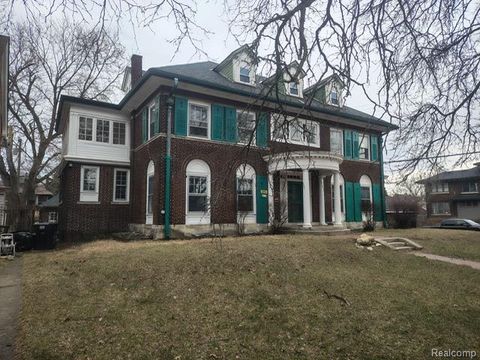 1553 W Boston Boulevard Detroit City MI 48206