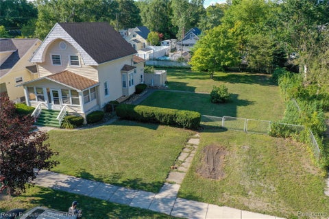 Tiny photo for 3003 North Boulevard, Port Huron City, MI 48060 (MLS # 20261069347)