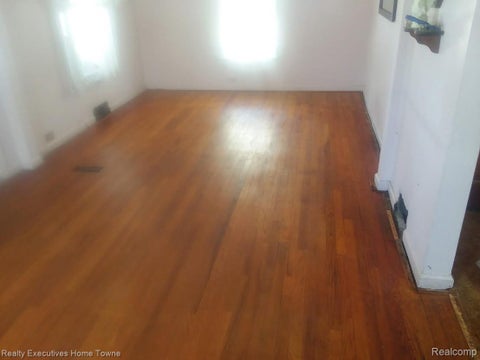 Tiny photo for 3003 North Boulevard, Port Huron City, MI 48060 (MLS # 20261069347)