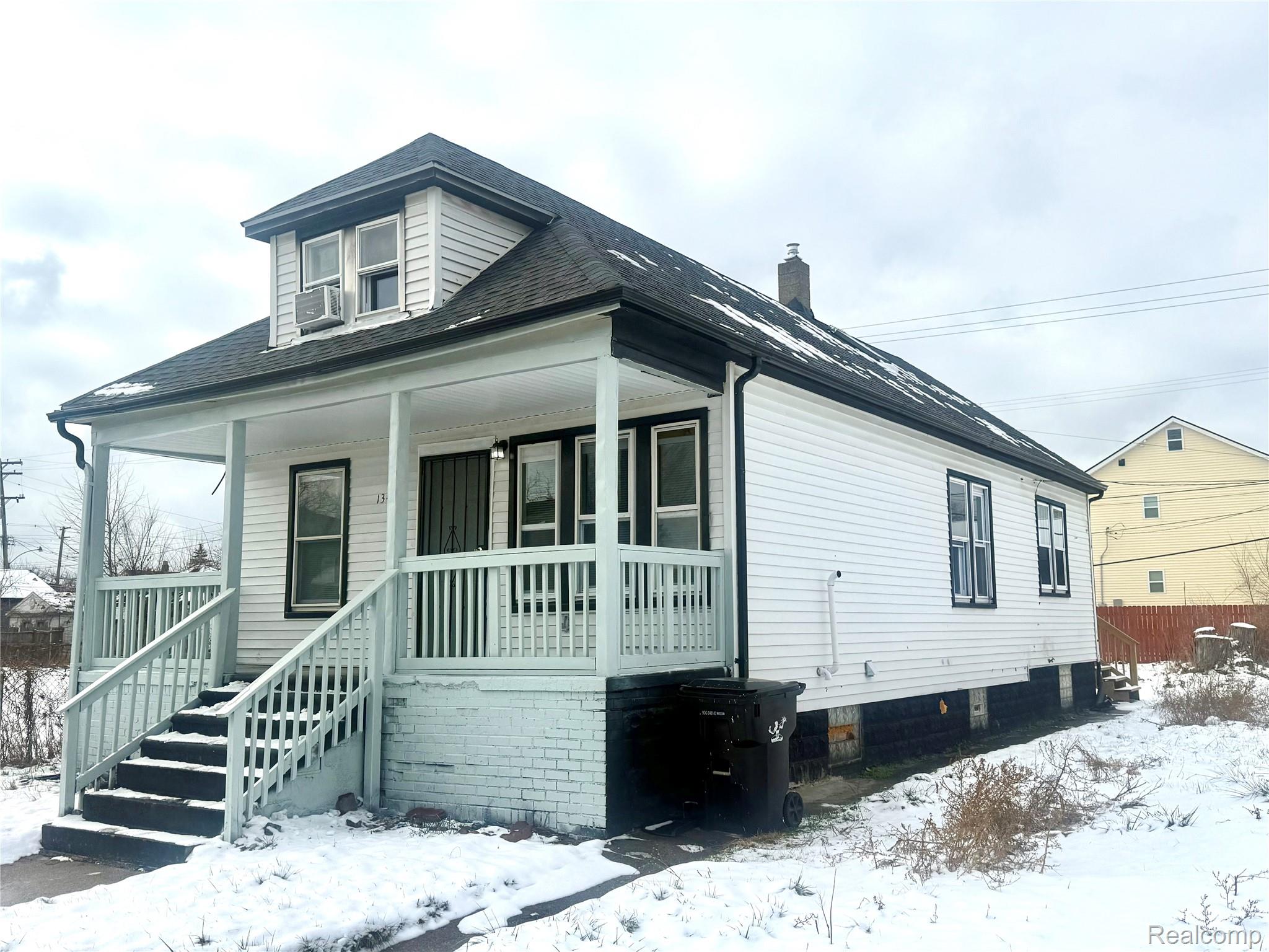 13463 Buffalo Street