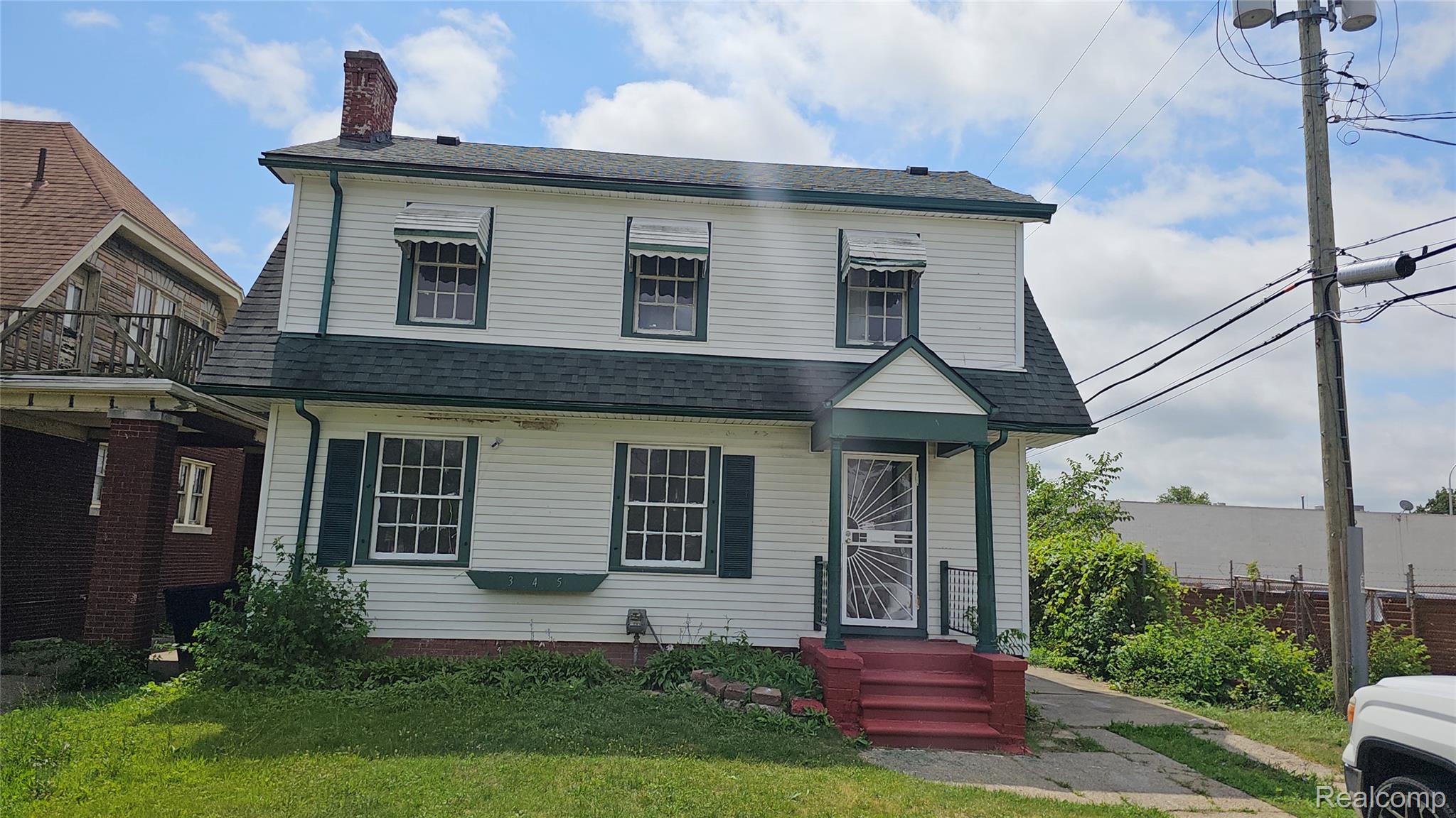 345 W Nevada Street