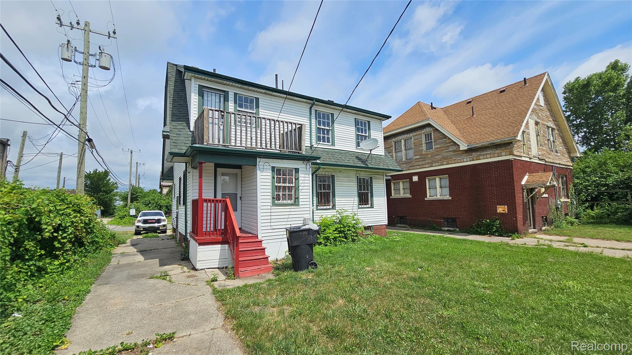 345 W Nevada Street