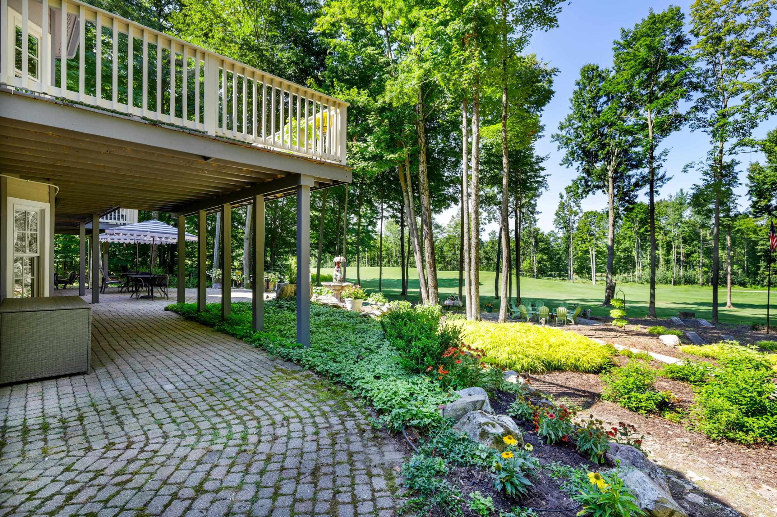 11511 Mountainwoods Drive
