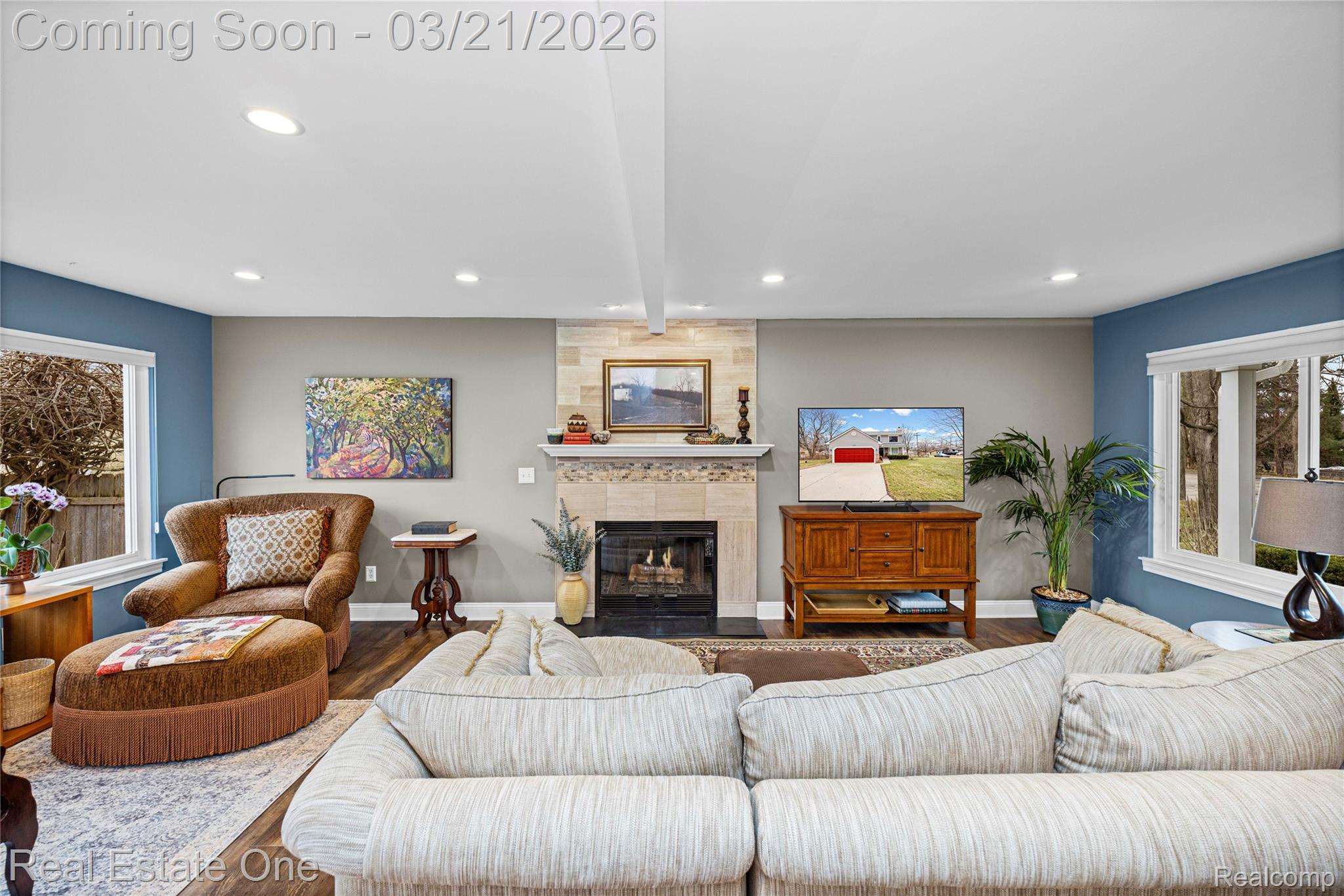 1065 Round Lake Road