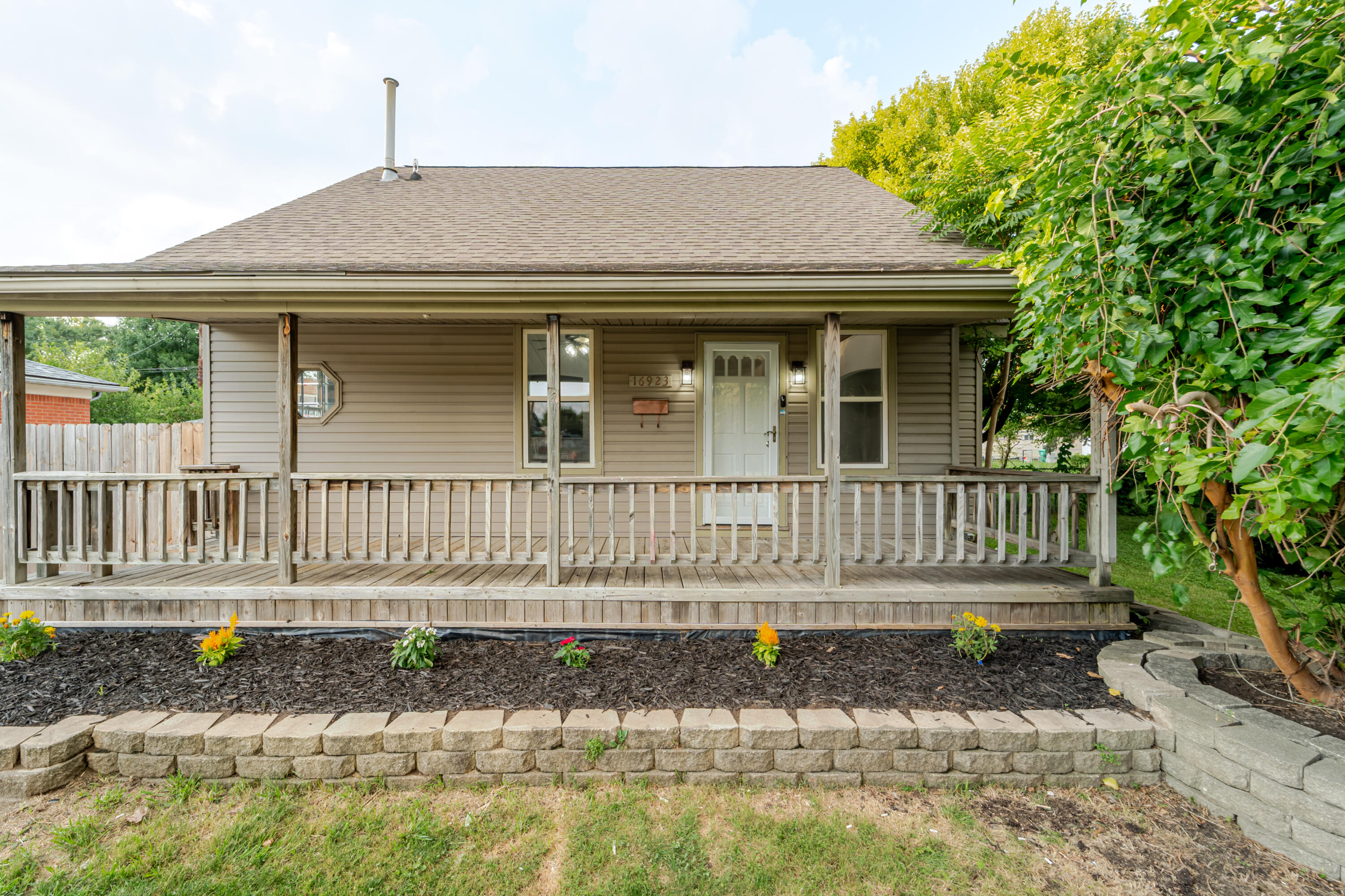 16923 Stephens Drive