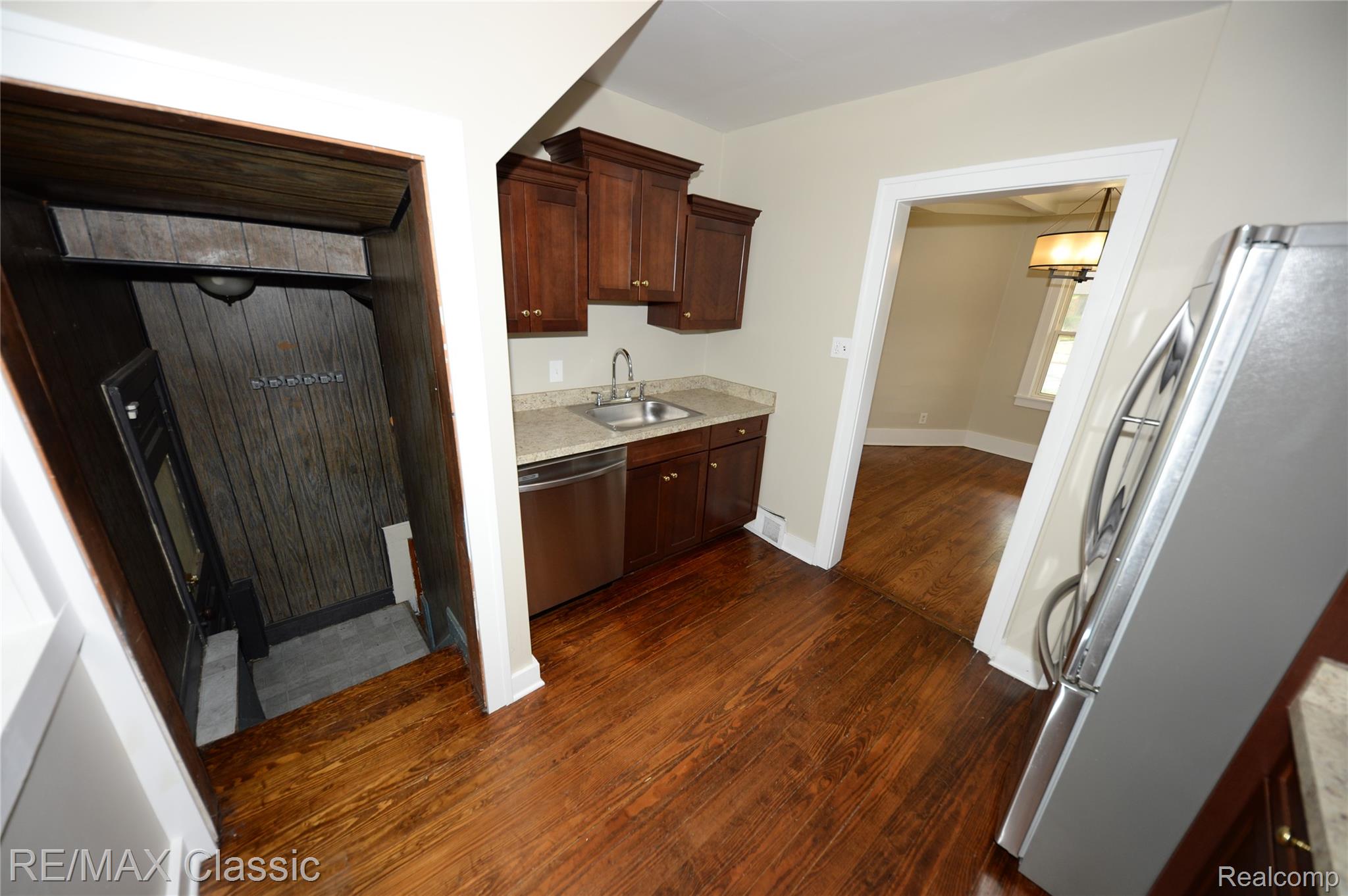 1924 Pinecrest Drive