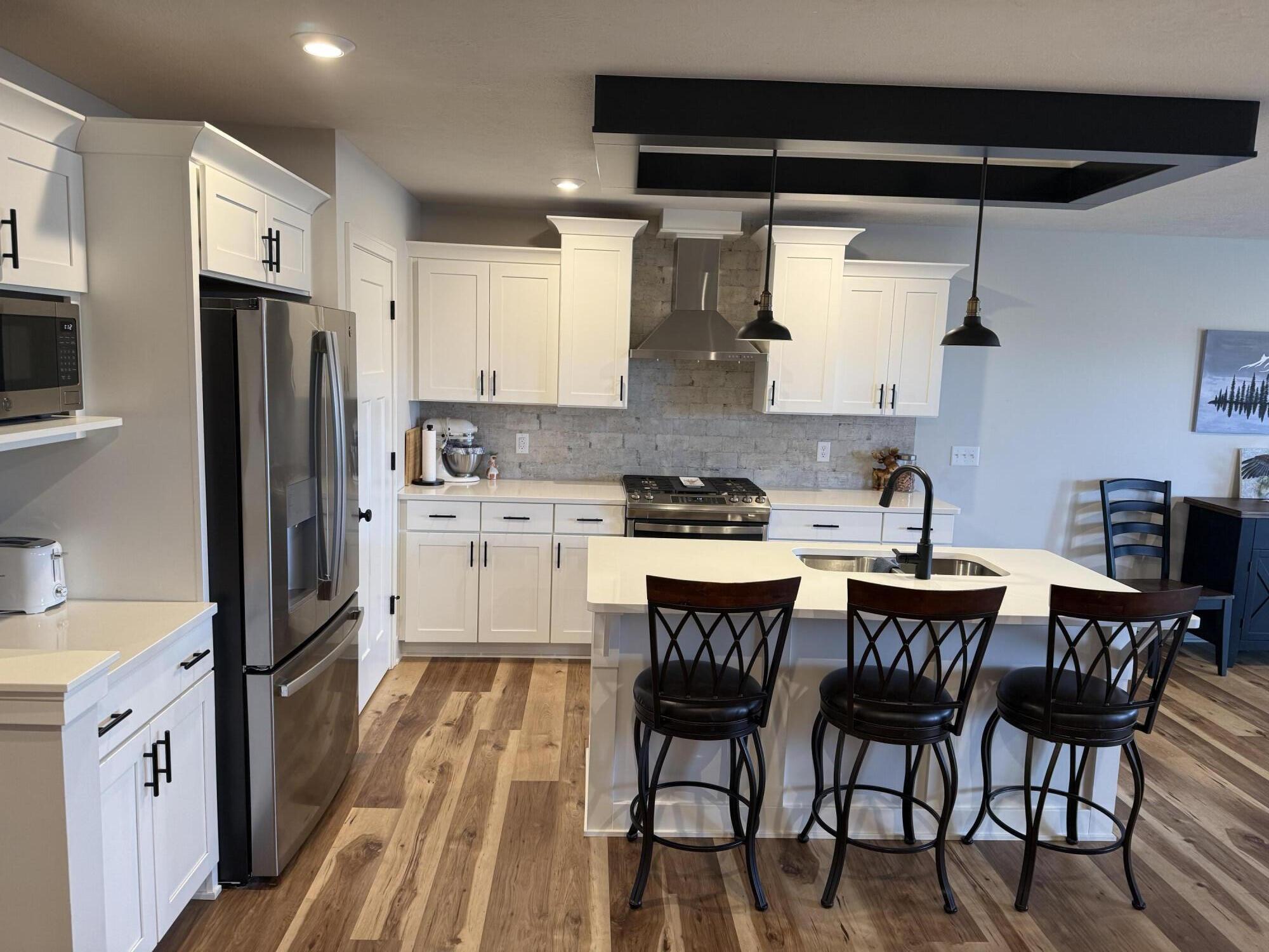 1633 Thyme Drive SW 2