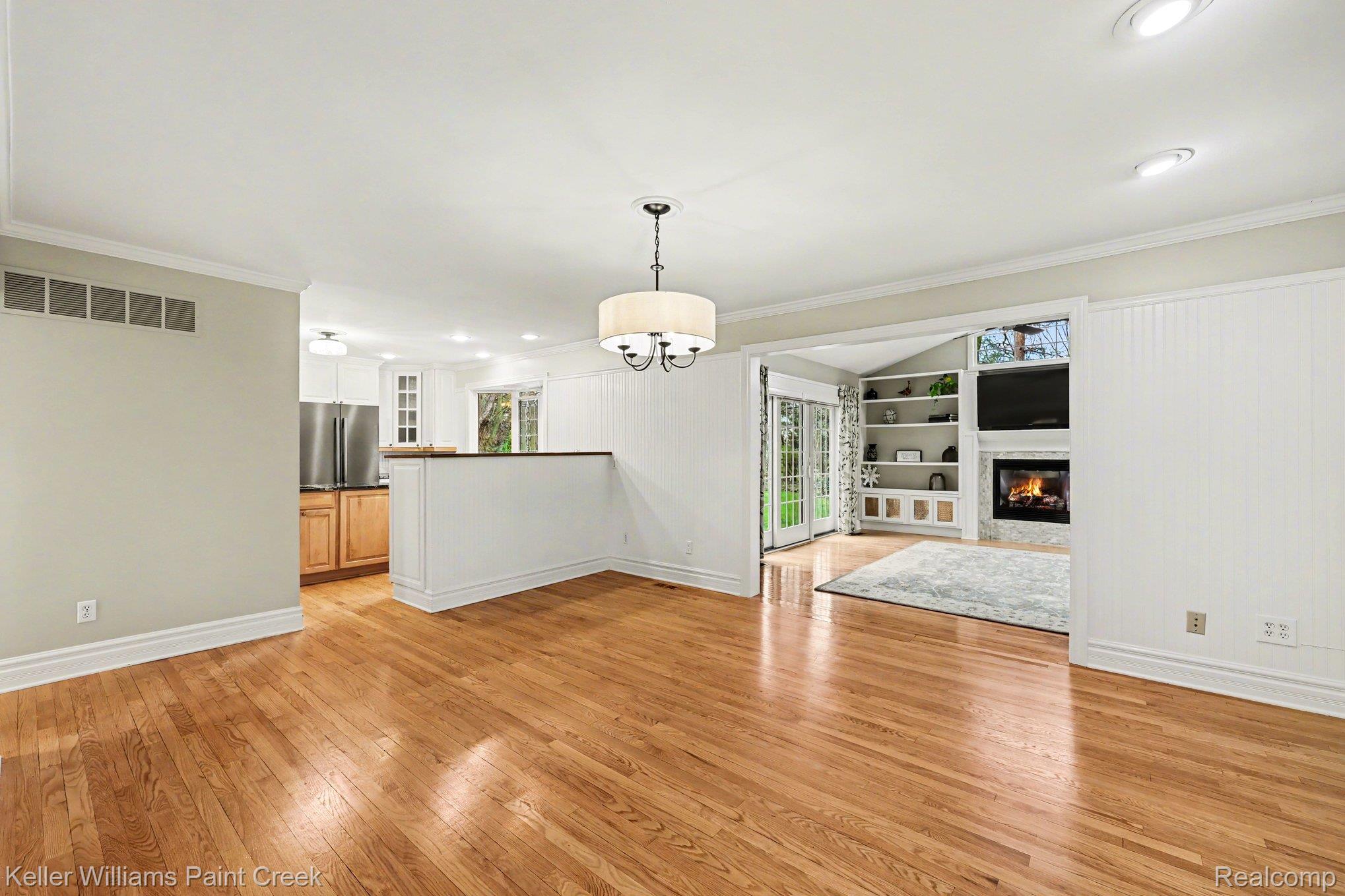 2824 Lunar Court