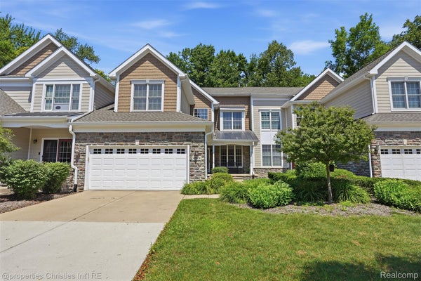49674 TIMBER TRL, NOVI, MI 48374 - Image 42e1b2007c42f0b49b9c50f4e51d755b/1208030480