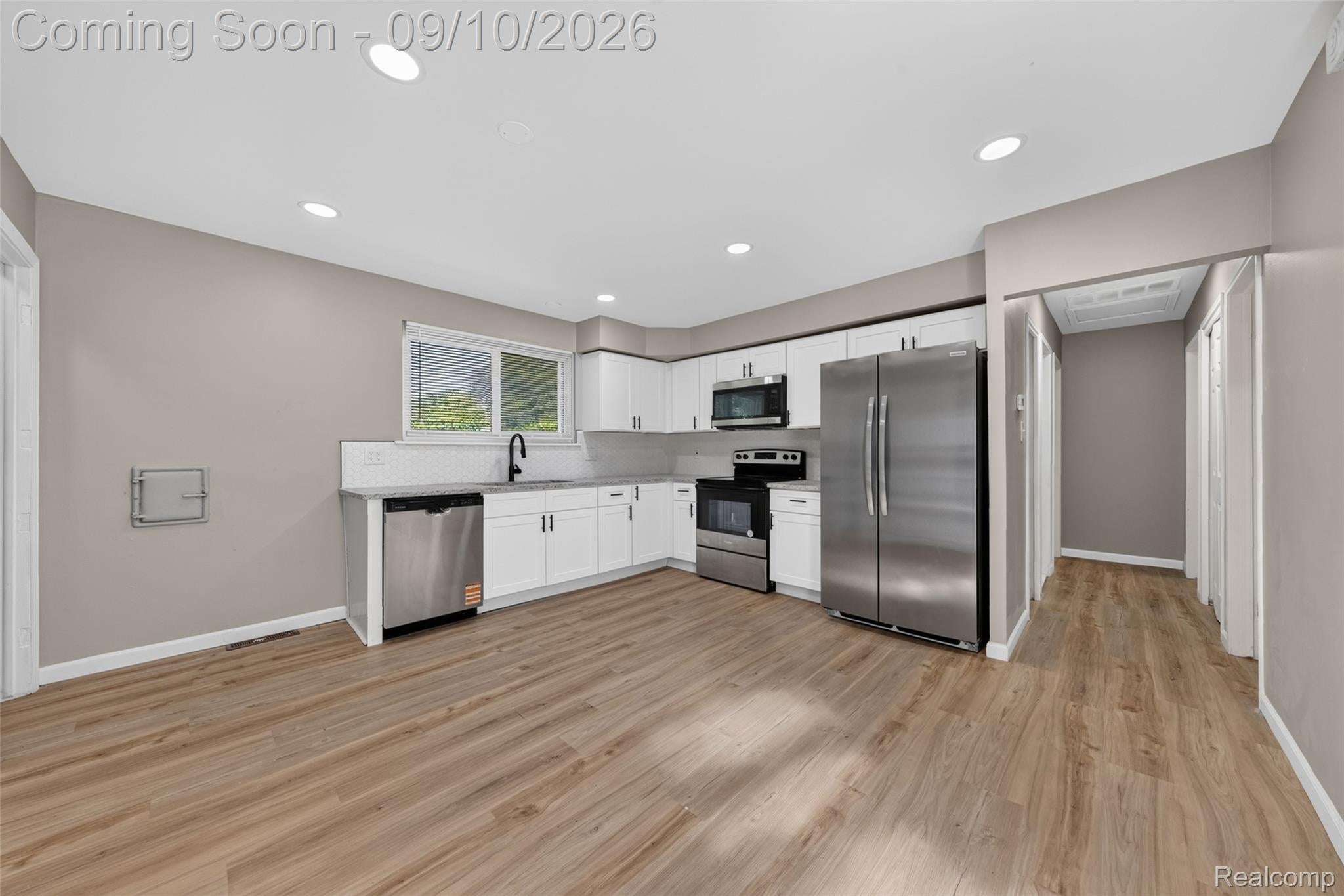 16375 Kennedy