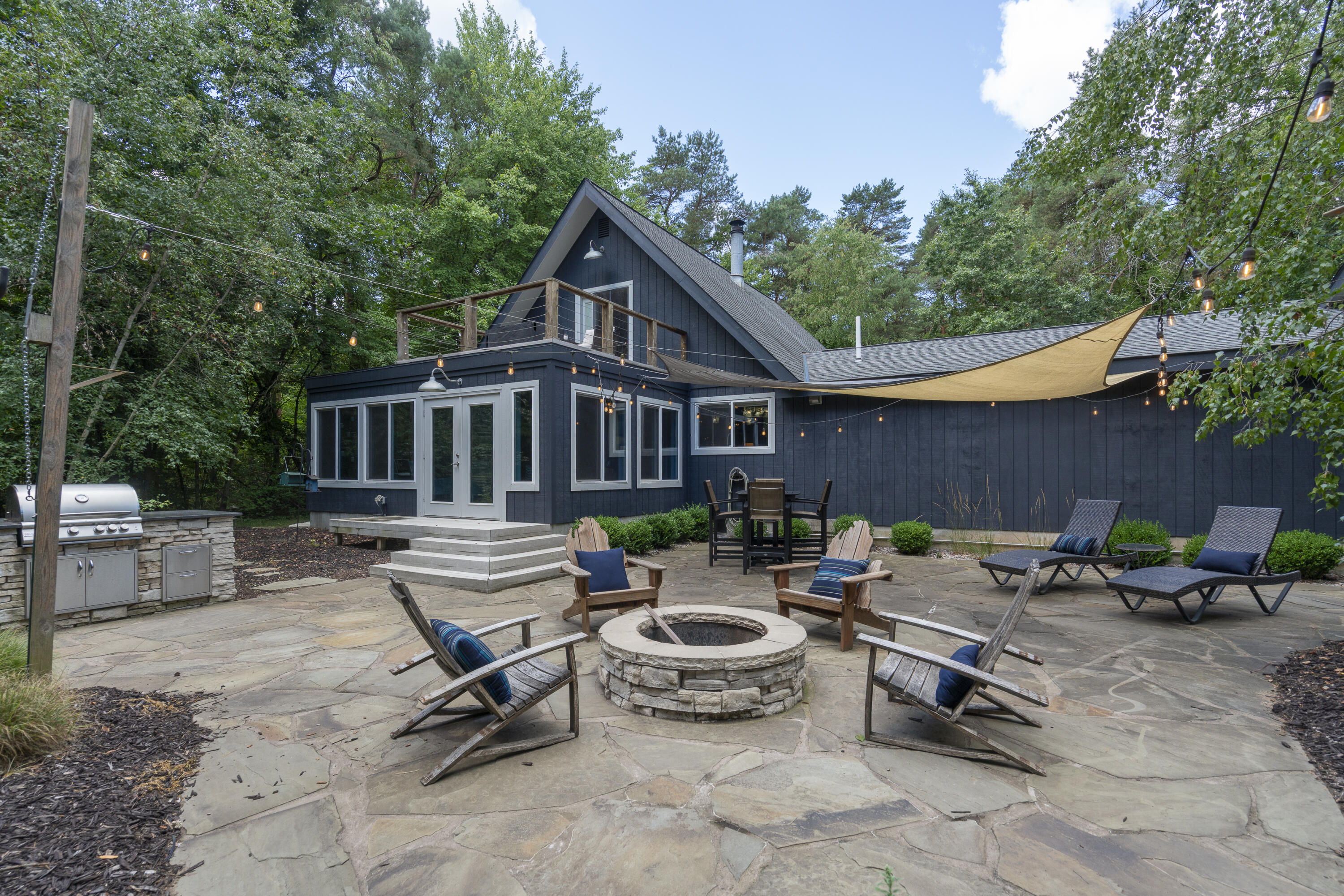3201 48th Street