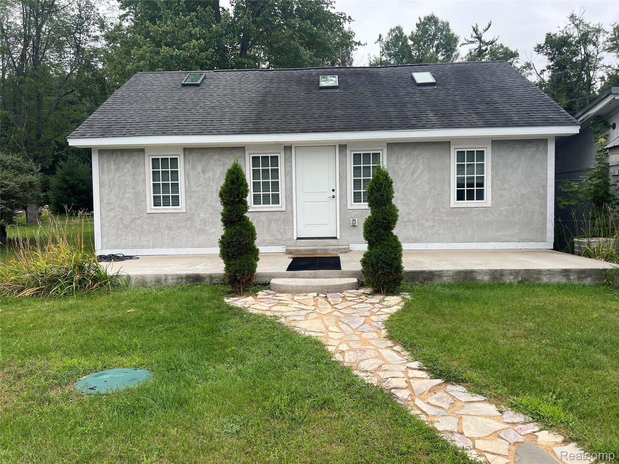 2163 Ryno Road