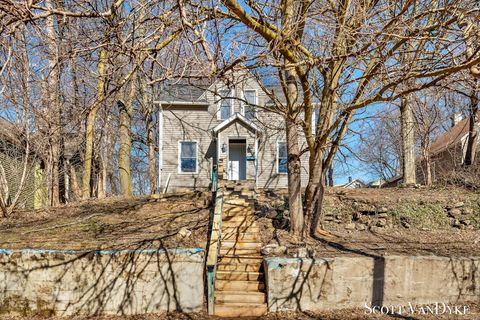 A home in GrandRapidsCity_Kent