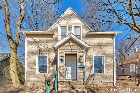 A home in GrandRapidsCity_Kent