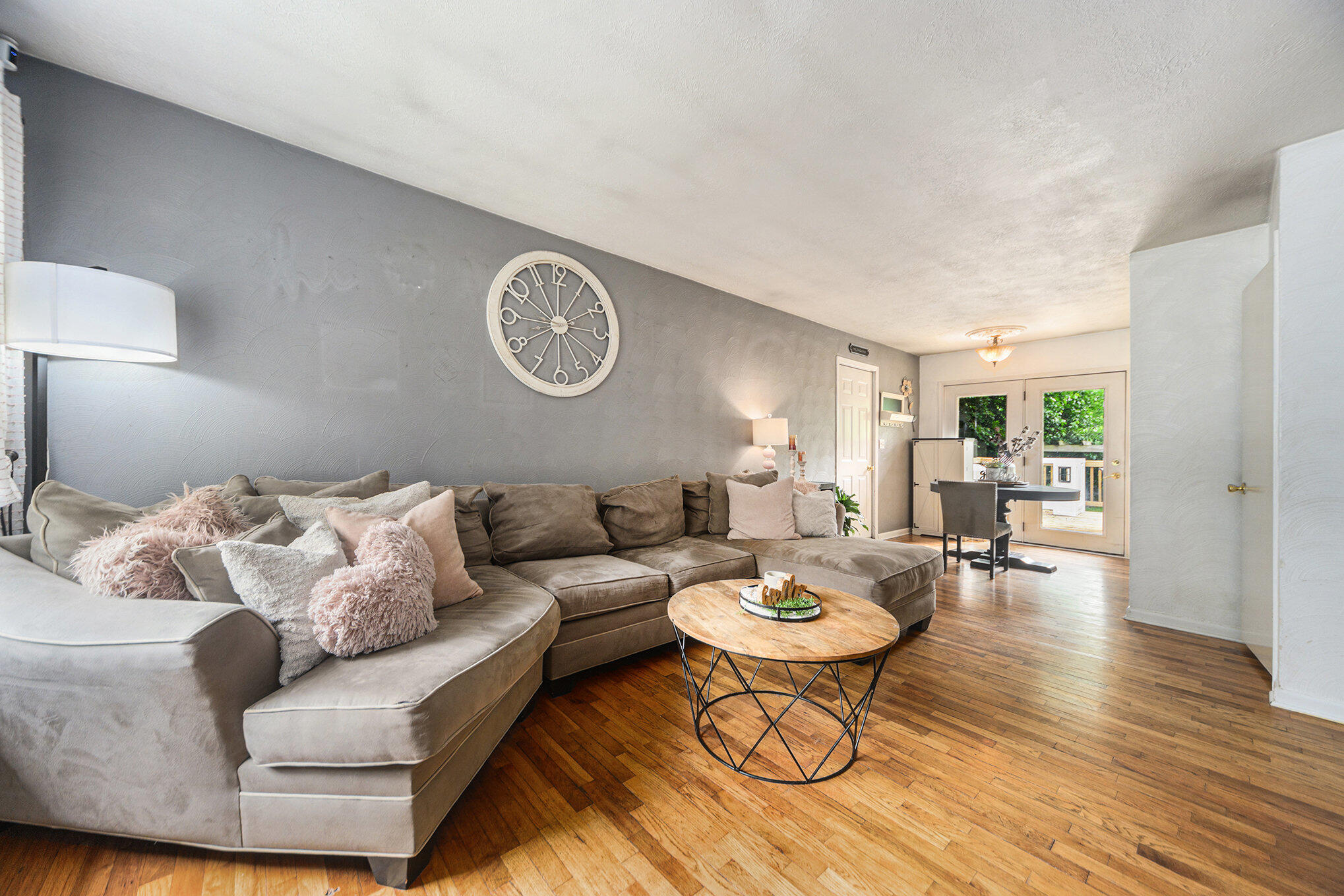 1227 Capital Ave. SW