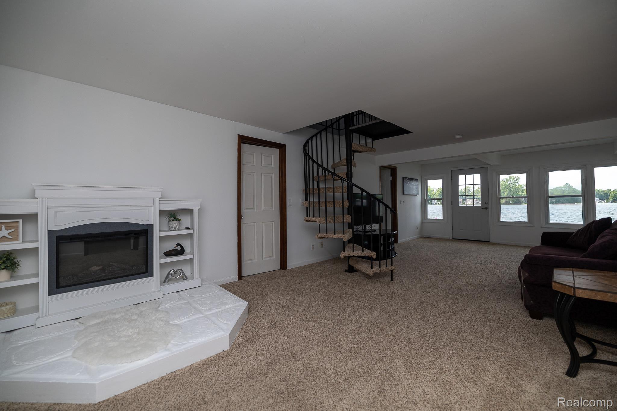 8691 Cooley Lake Road