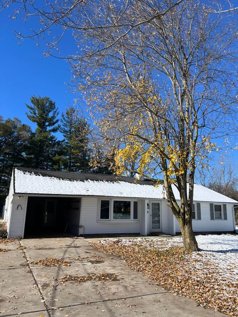 Photo of 889 Mckinley Road, Sylvan Township, MI 48118 (MLS # 55025057601)