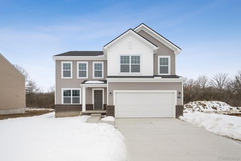 54789 Mockingbird Chesterfield Township MI 48047