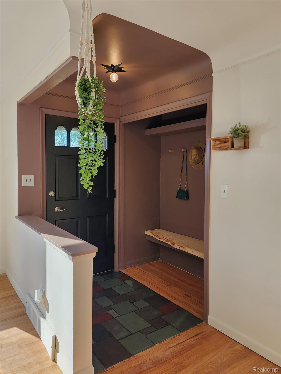 14334 Sunbury Street