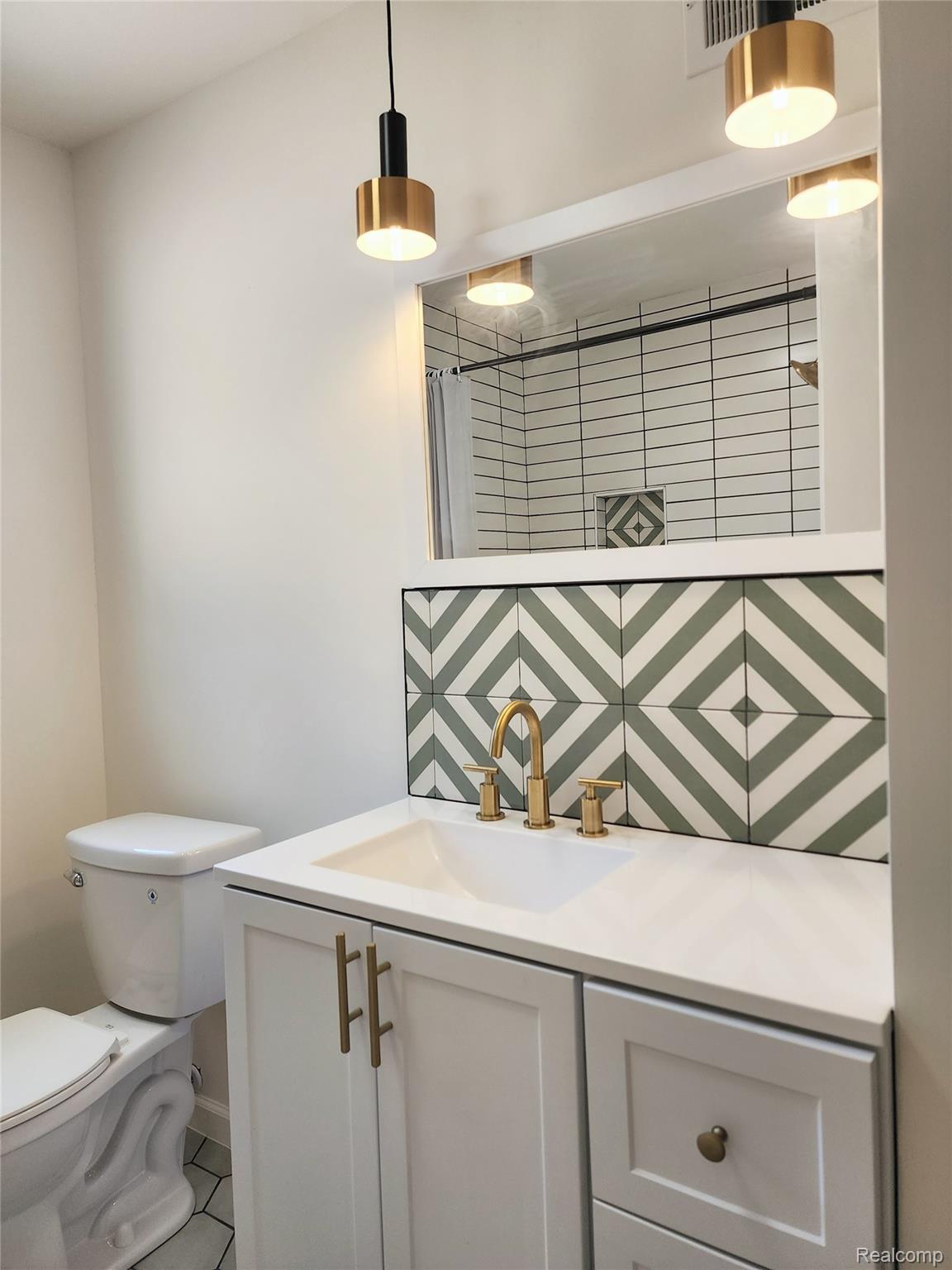 14334 Sunbury Street