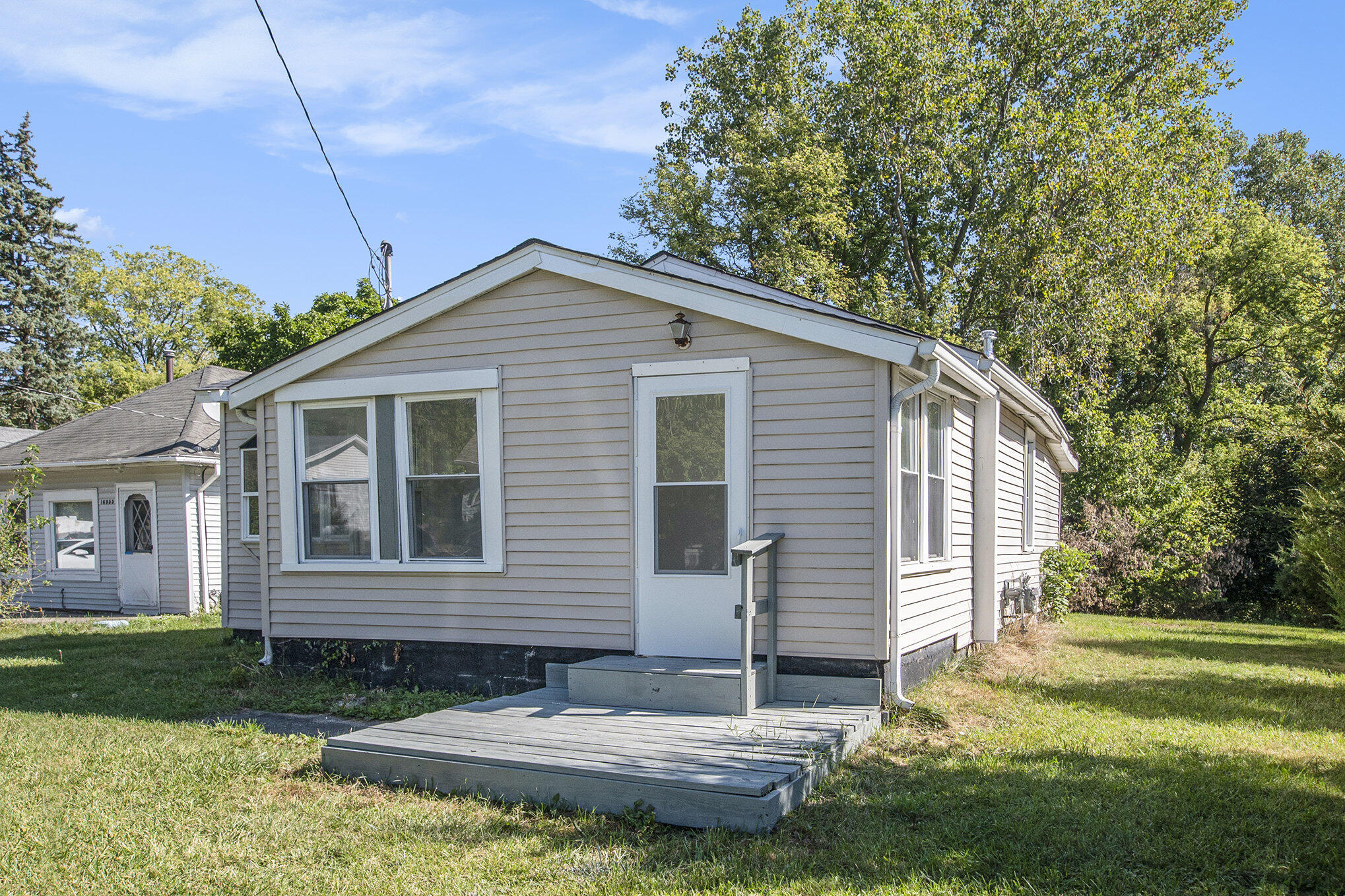 16967 Jones Lake Road