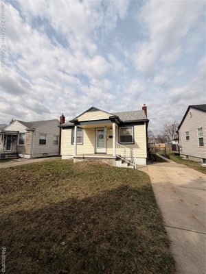 13272 PULLMAN ST, SOUTHGATE, MI 48195 - Image 43061aa4ca2e35311db072a58d93c363/3138615192