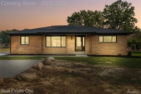 47900 Jefferson Avenue Chesterfield Township MI 48047