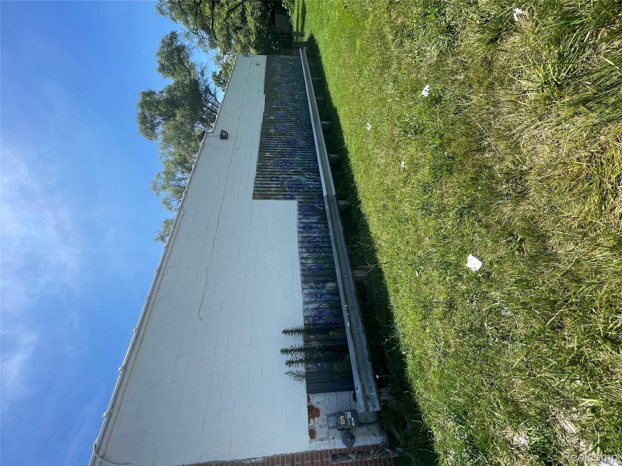 19735 Conant Street