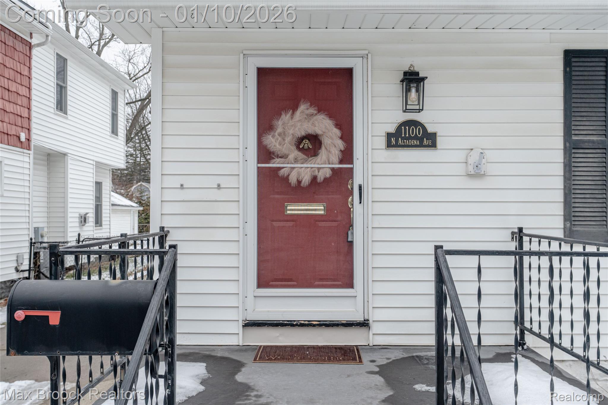 1100 N Altadena Avenue
