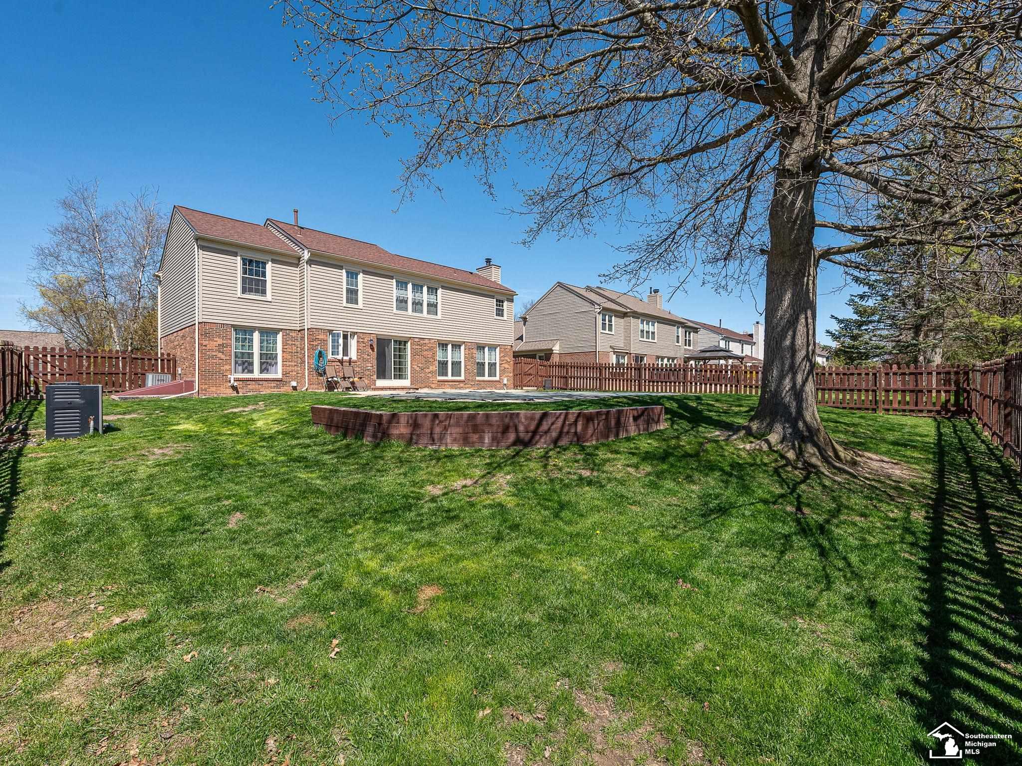 849 Regents Park