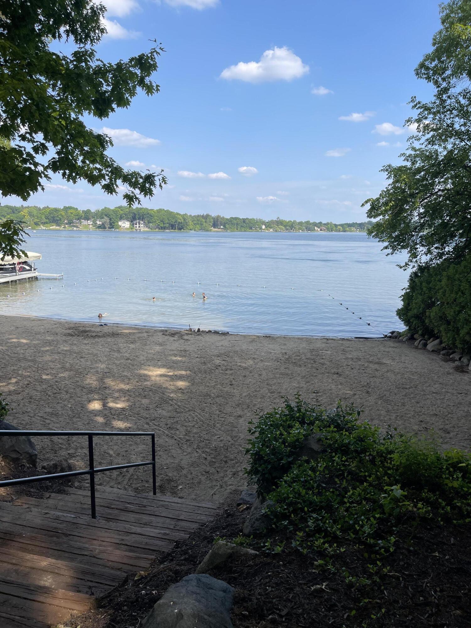 3179 Lakewood Shores Drive
