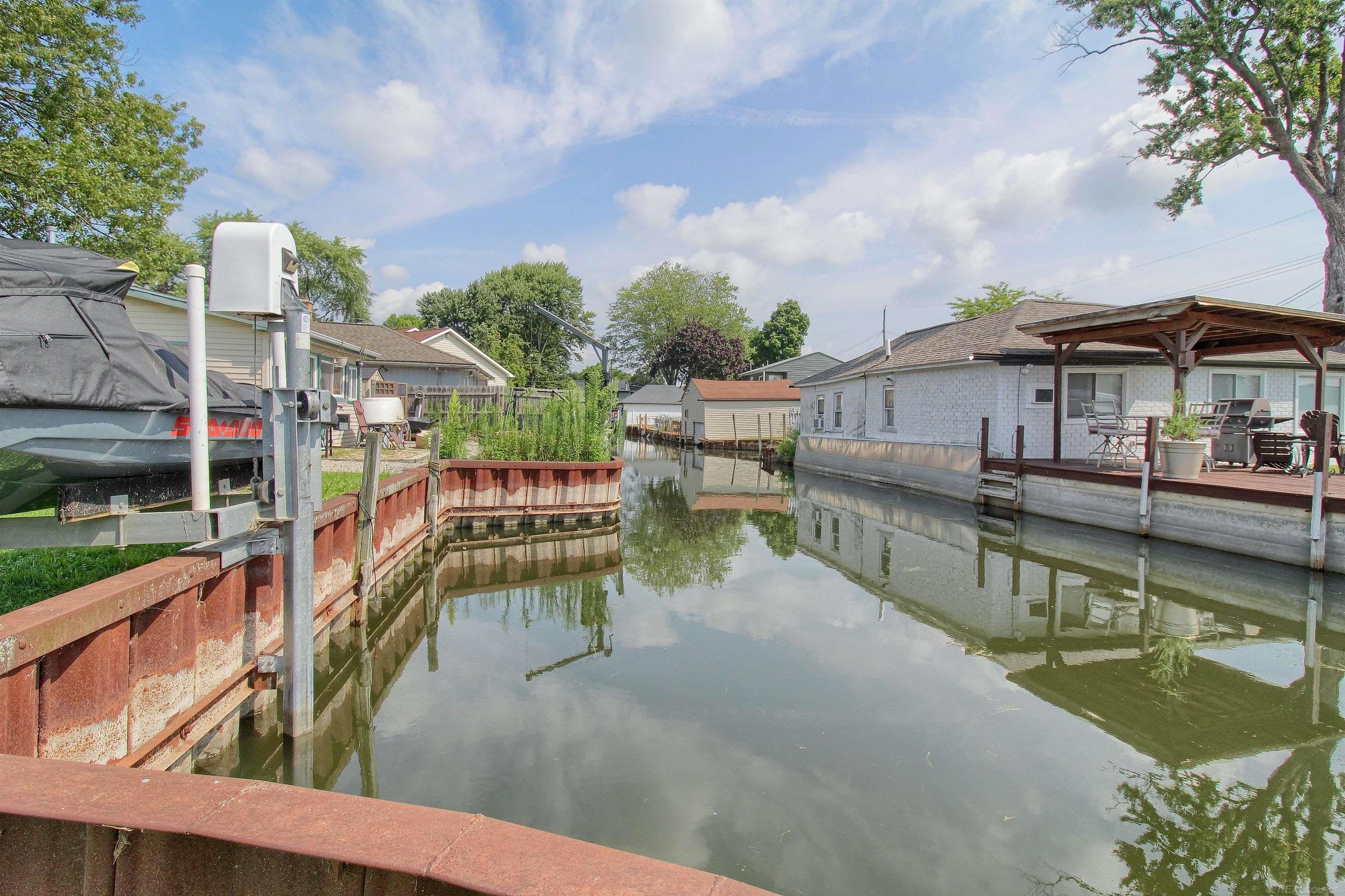 37924 Maplehill Street