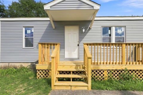 Tiny photo for 4209 Cuthbertson Street, Flint City, MI 48507 (MLS # 5050220226)