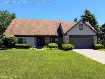 23010 Willowbrook Drive Farmington Hills City MI 48335