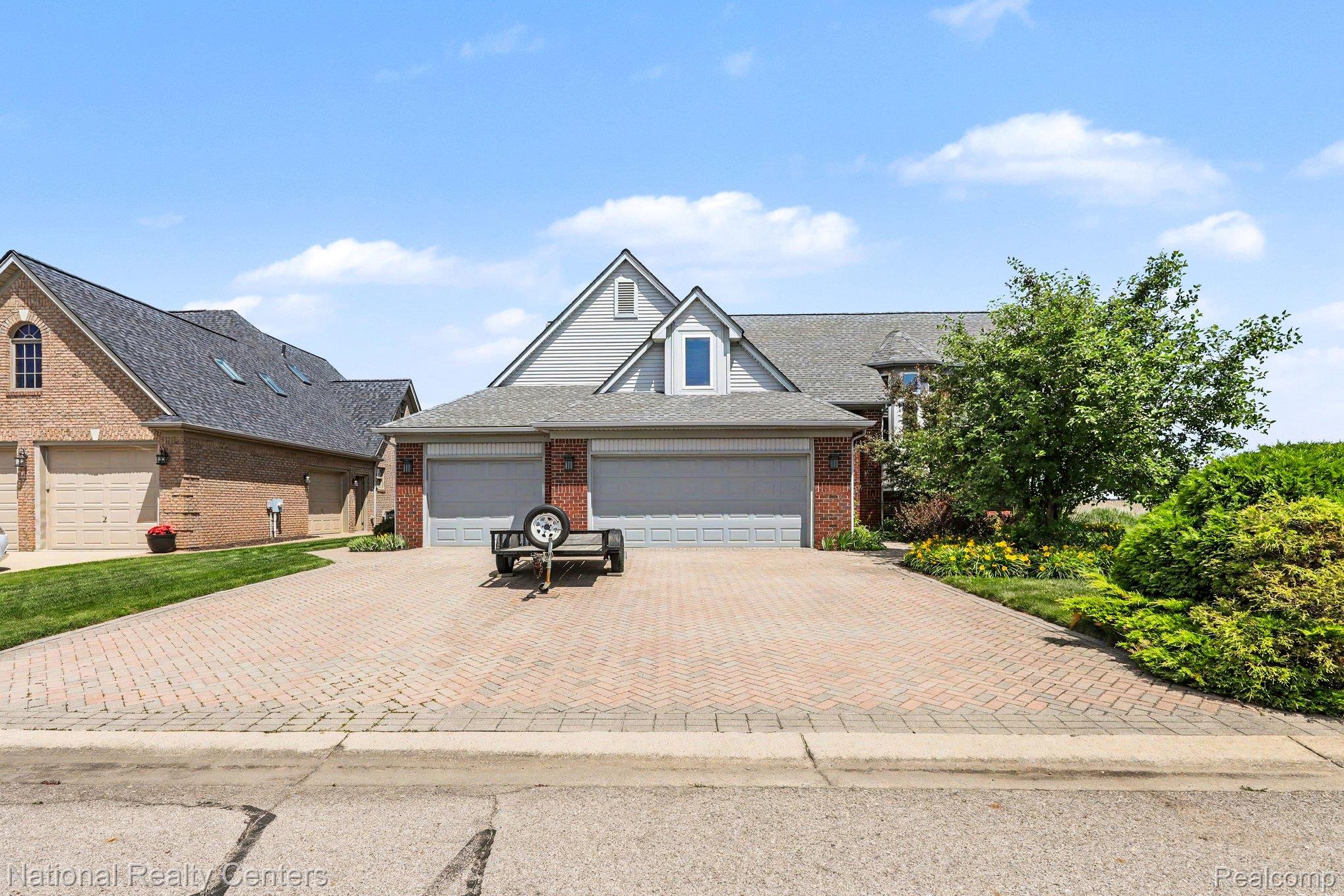 10368 Saint John Drive