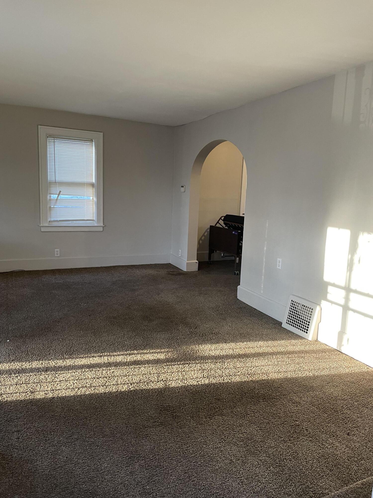 16816 Lamphere Street