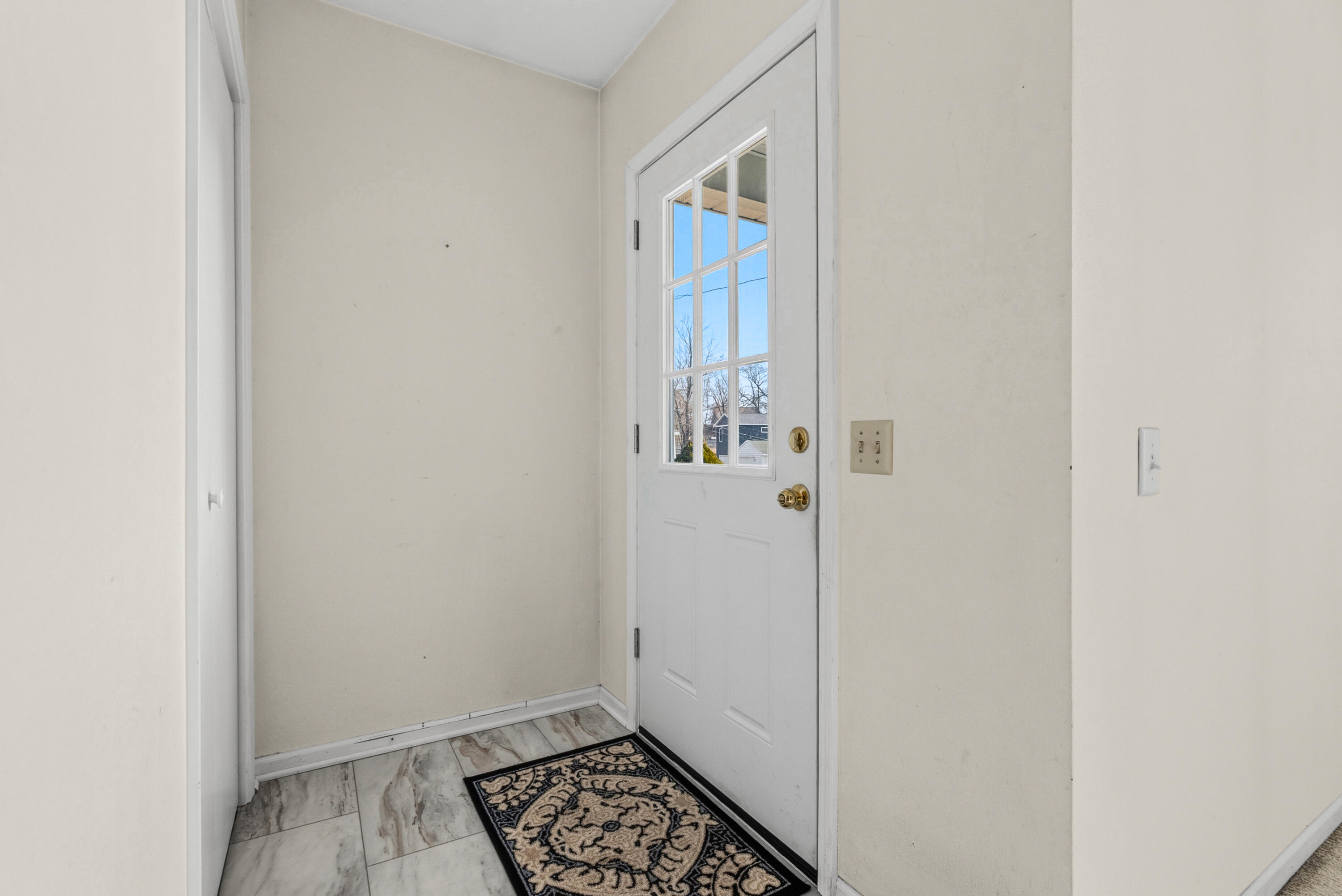 8358 W Long Lake Drive