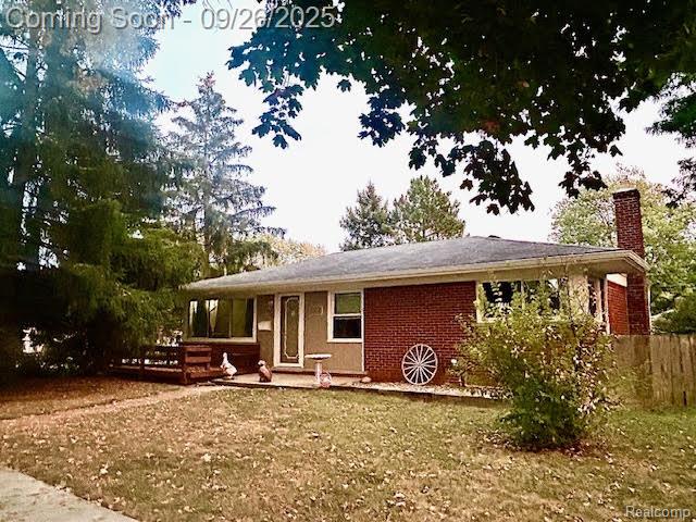 Madison Heights City, Michigan 48071, United States, 3 Bedrooms Bedrooms, ,2 BathroomsBathrooms,Residential,Pending,215485
