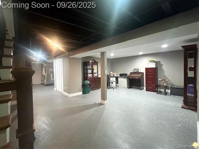 Madison Heights City, Michigan 48071, United States, 3 Bedrooms Bedrooms, ,2 BathroomsBathrooms,Residential,Pending,215485