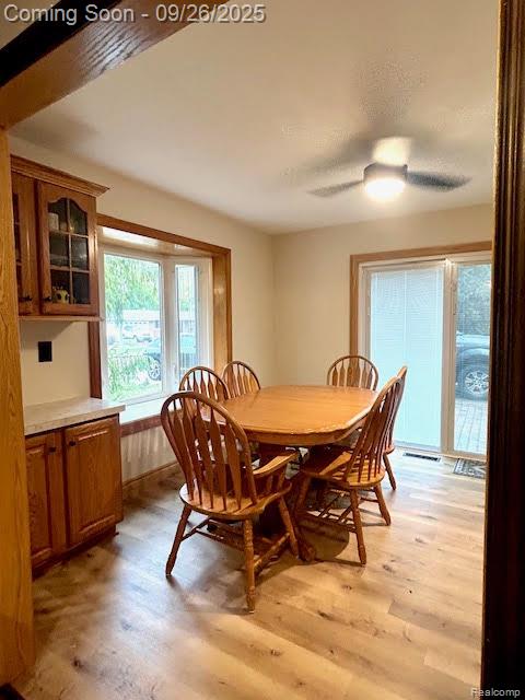 Madison Heights City, Michigan 48071, United States, 3 Bedrooms Bedrooms, ,2 BathroomsBathrooms,Residential,Pending,215485