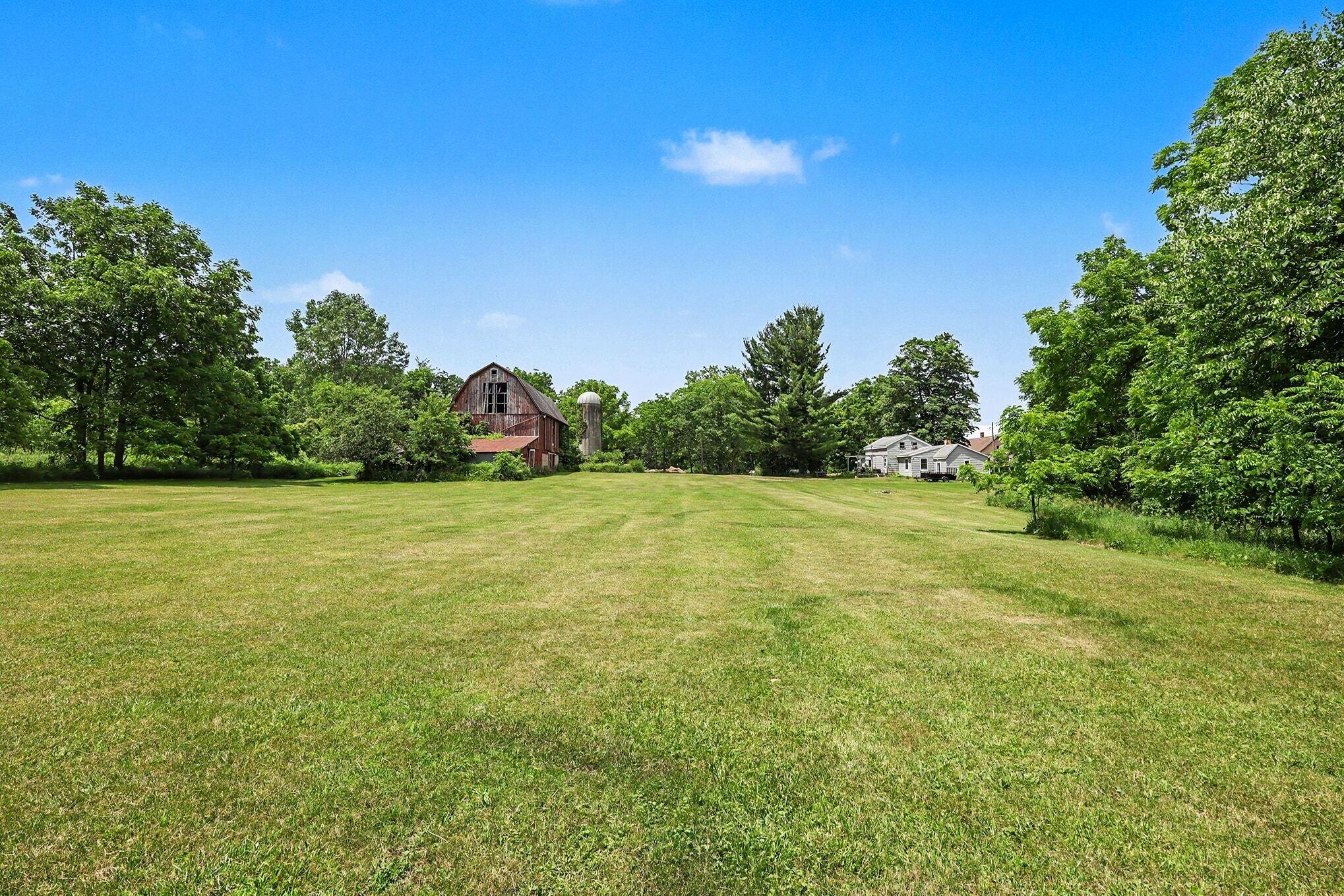 5901 Sharon Hollow Road