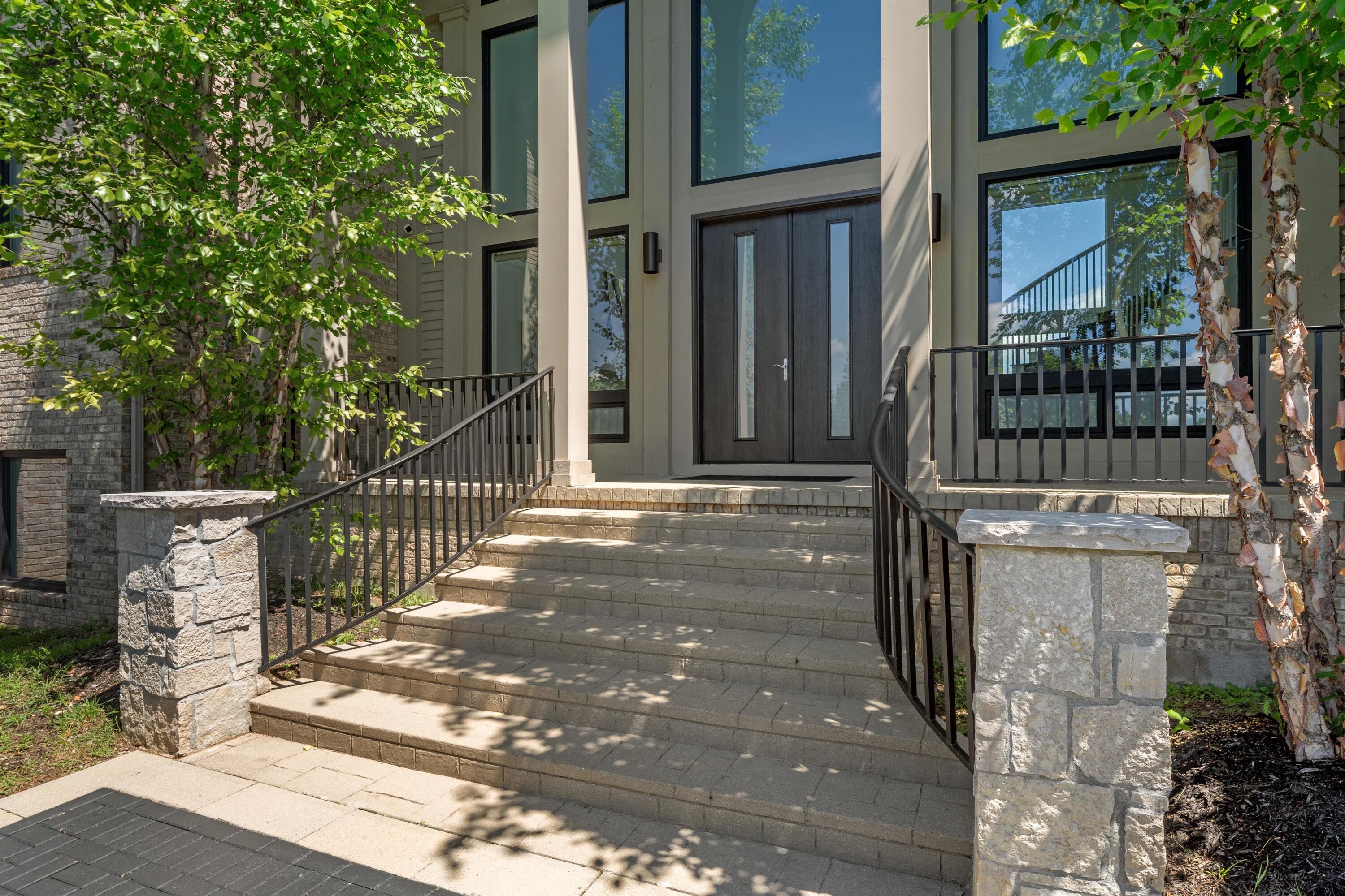 5636 Meadow Lane